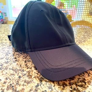 Lululemon hat - women’s